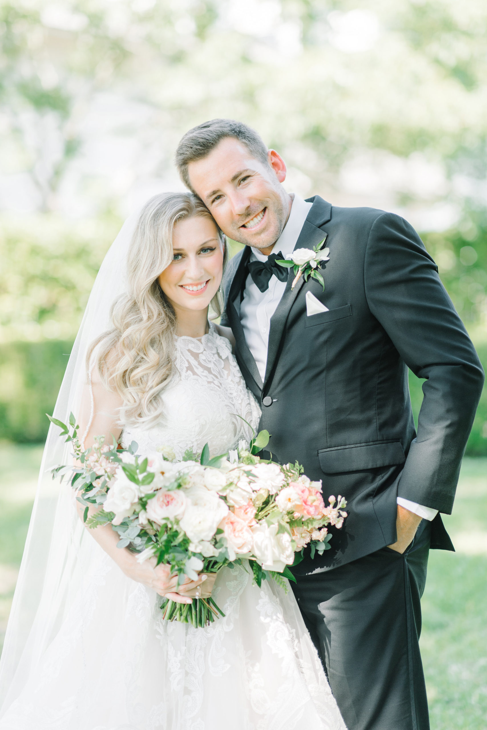 HANNAH + BENJAMIN - Pure Luxe Bride